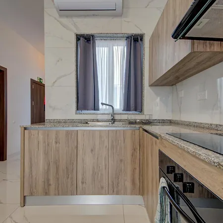 2br Penthouse Near Ancient Temples * Tarxien